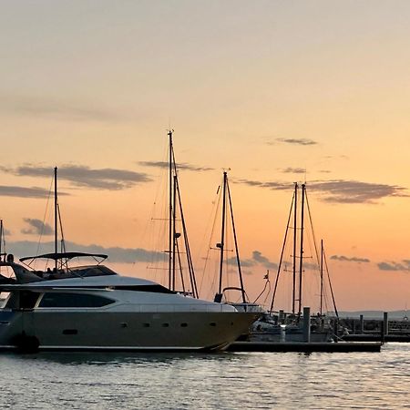 Motoryacht 21 Avec Equipage Hotel Barcelona Ngoại thất bức ảnh