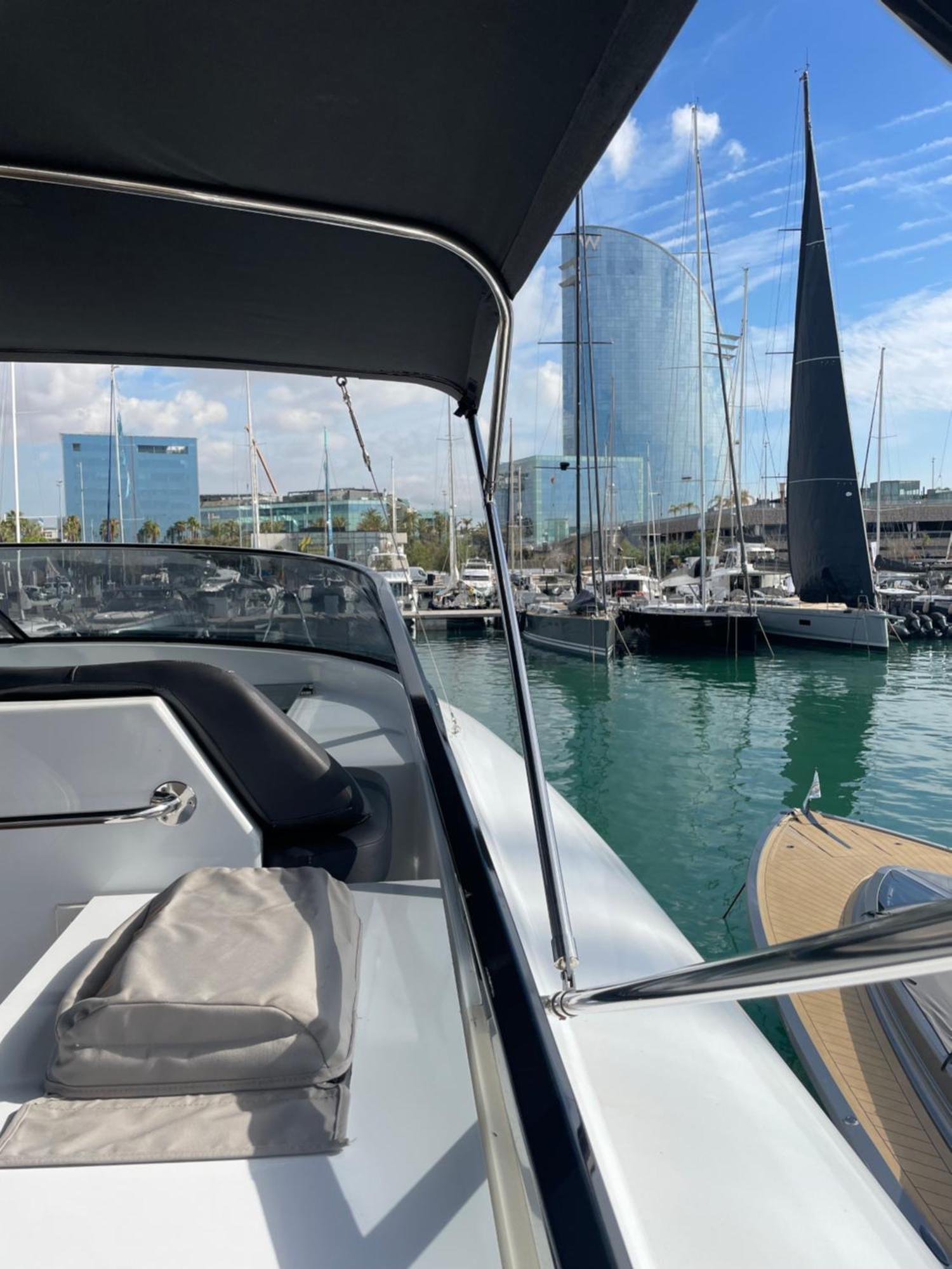 Motoryacht 21 Avec Equipage Hotel Barcelona Ngoại thất bức ảnh
